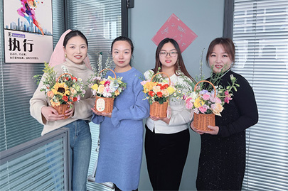 若水芳華，綻若春花！女神節(jié)到，聚丙烯酰胺廠家賽諾威恭祝天下所有女性芳華若春花！